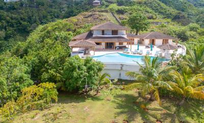 Villa WoW overlooking Playa Coson